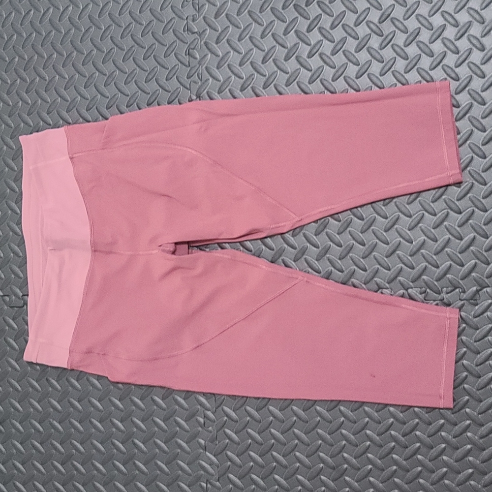 Lululemon Crop Leggings mauve